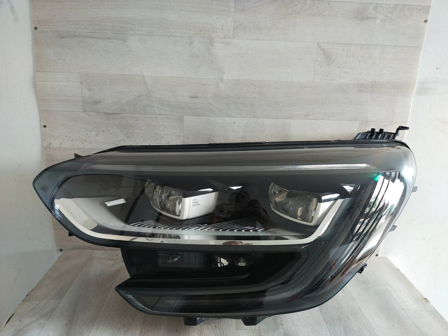 Phare Optique gauche Led Pure vision Renault Mégane 4 réf 260601093R