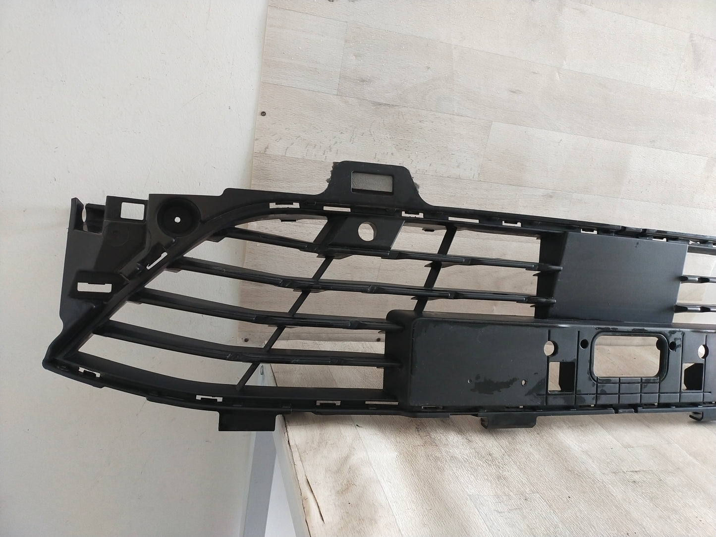 Grille de calandre pare choc CLIO  5  REF 622541469R