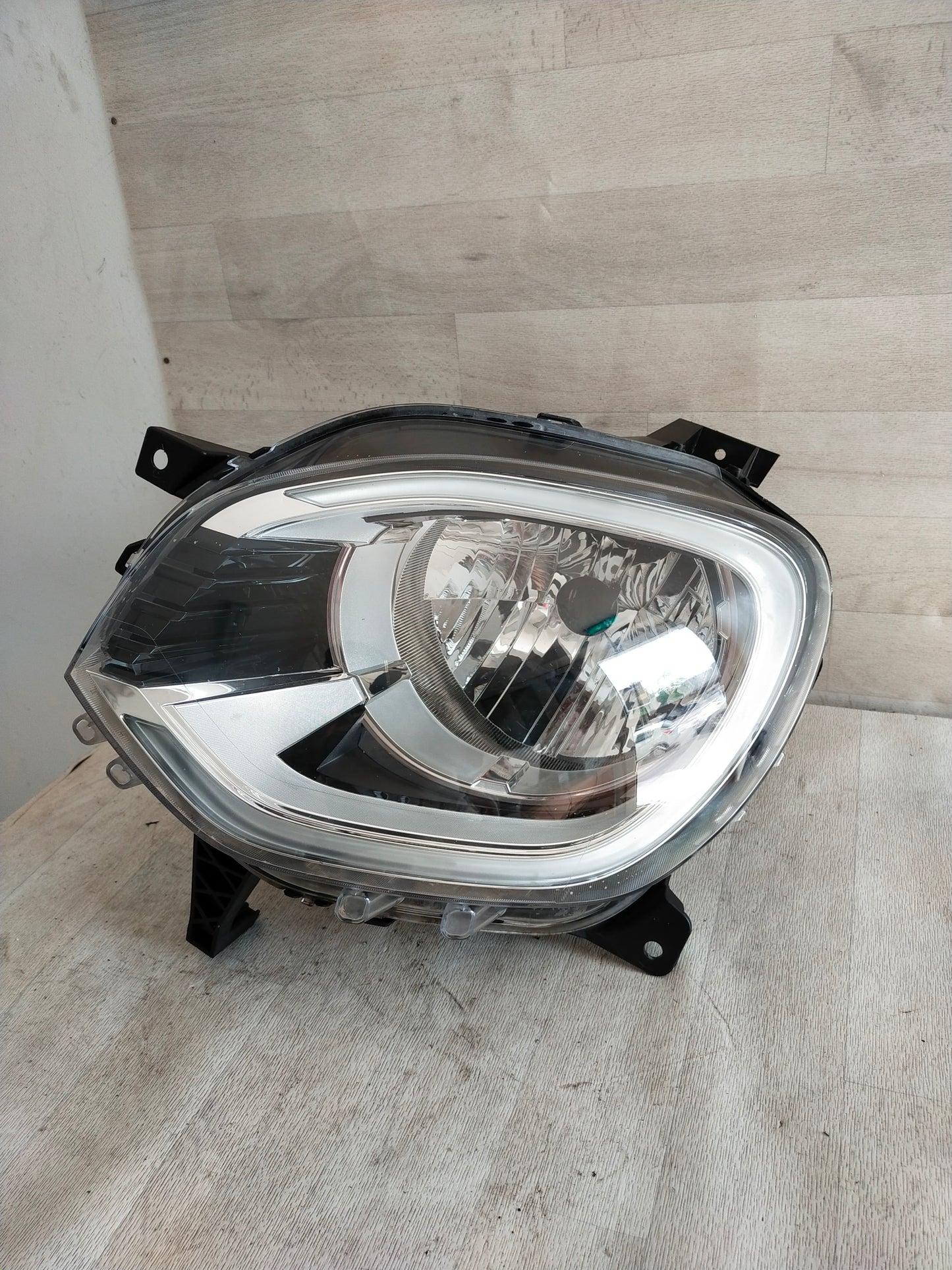 Phare optique gauche Renault Twingo 3  LED réf 260602593R