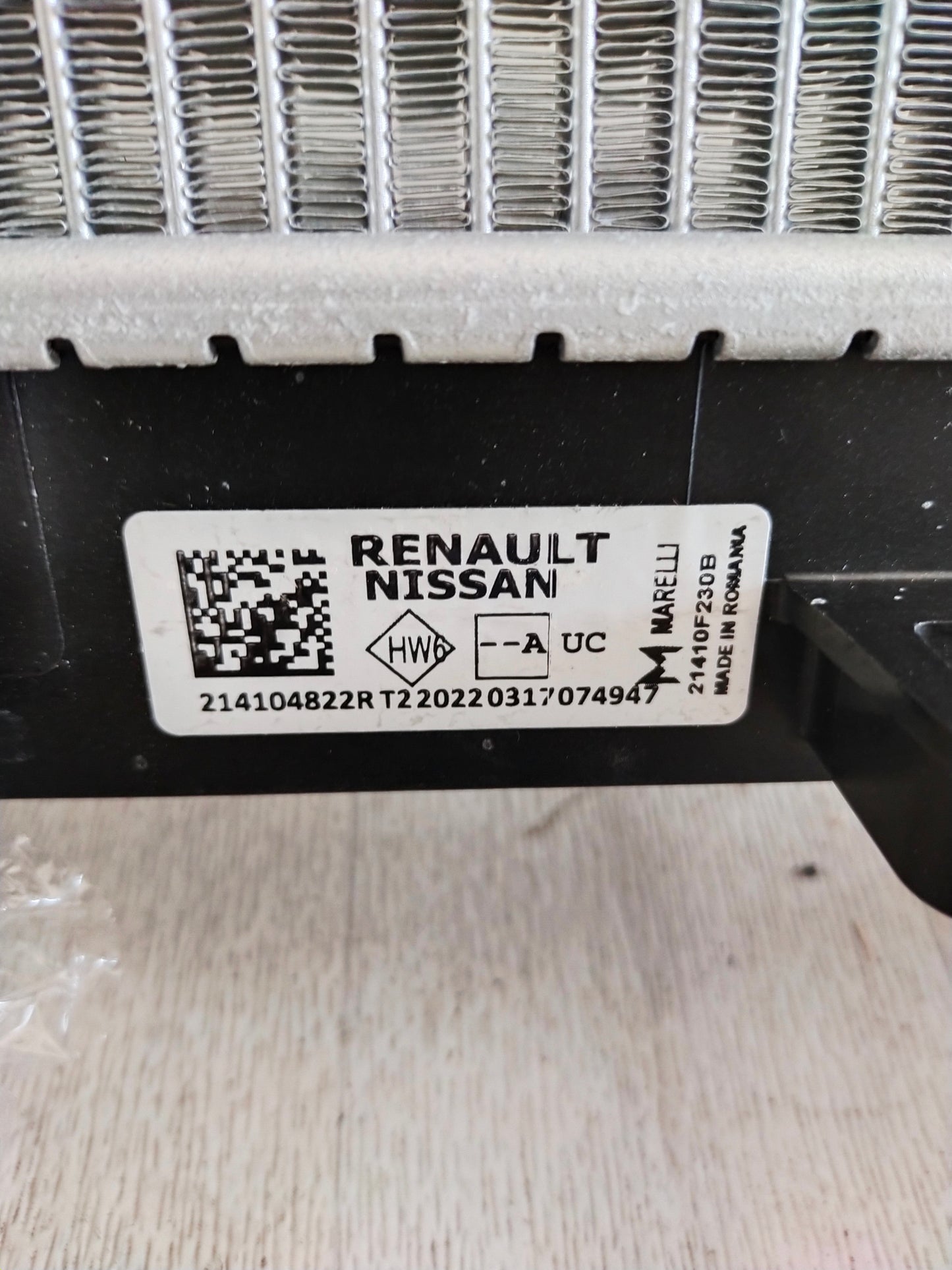 Radiateur Renault CAPTUR 2  réf 214104822R