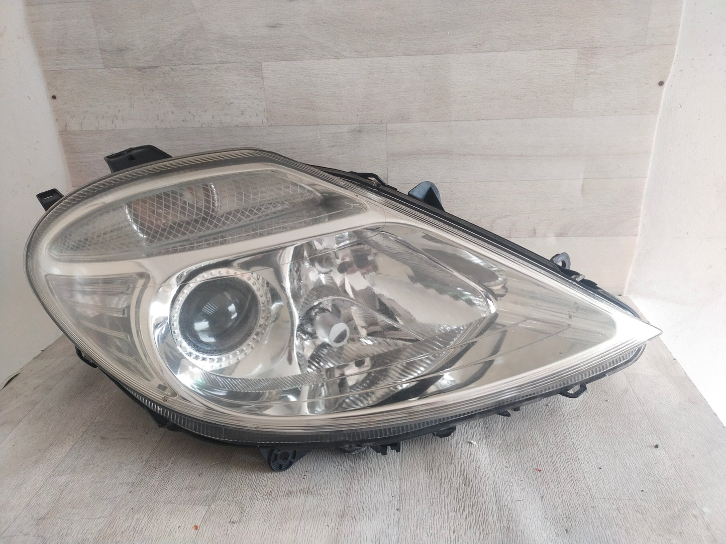 Phare Optique Droit Xenon Citroen C 8  Réf 89006372